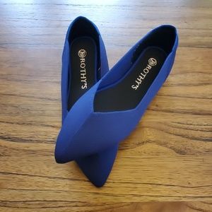 Rothy's Point Blue US size 7